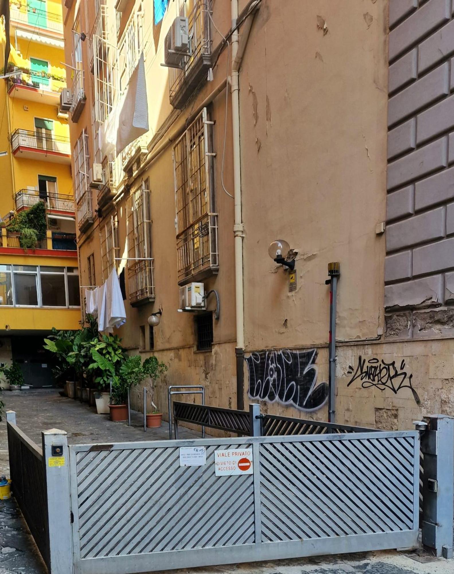 Faccia Gialla Napoli Casa Vacanze Bagian luar foto