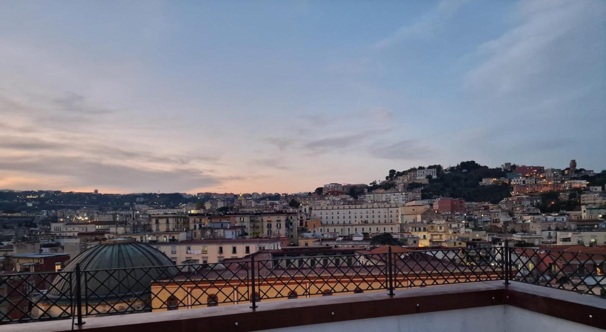 Faccia Gialla Napoli Casa Vacanze Bagian luar foto