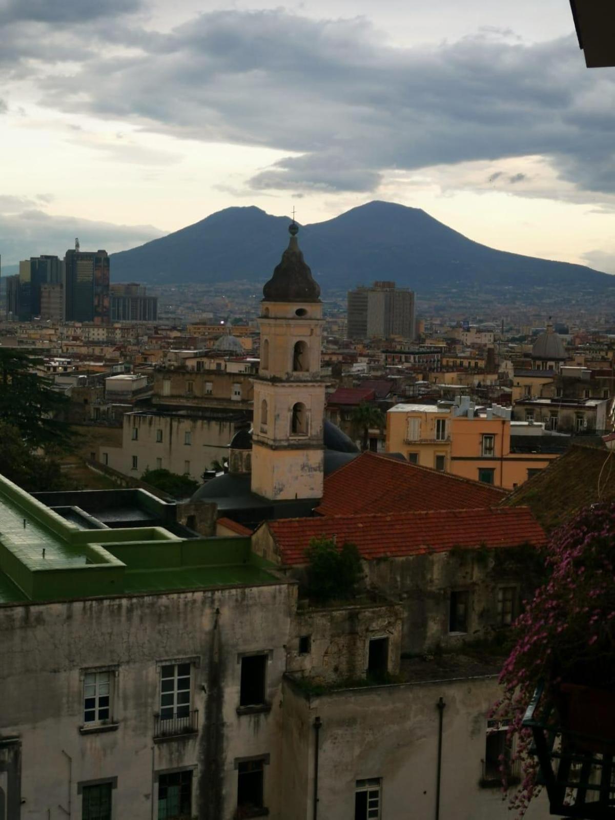 Faccia Gialla Napoli Casa Vacanze Bagian luar foto